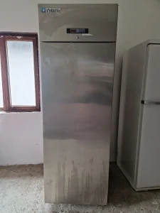 Profesionalni zamrzivač