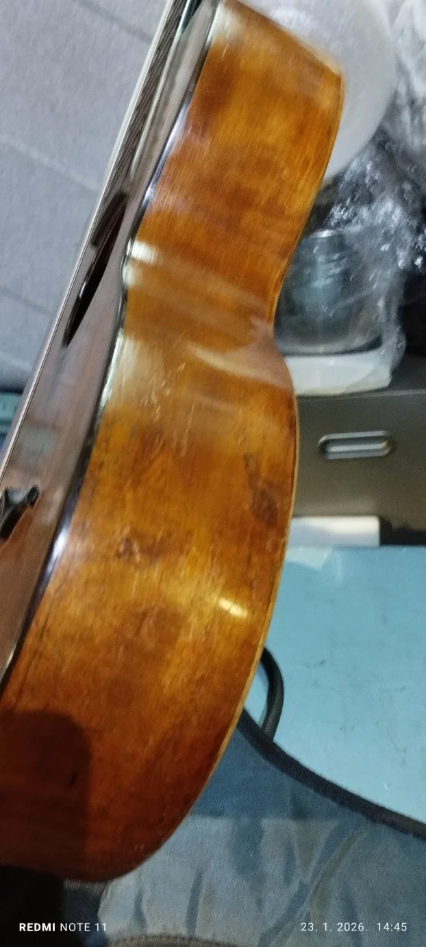 Wiener konkurrenz guitarre