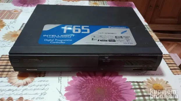 Panasonic NV-F65 HQ VCR &  NV-J35EG Video   - Neispitani