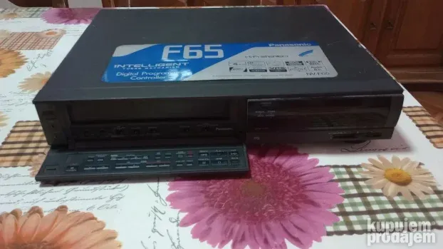 Panasonic NV-F65 HQ VCR &  NV-J35EG Video   - Neispitani