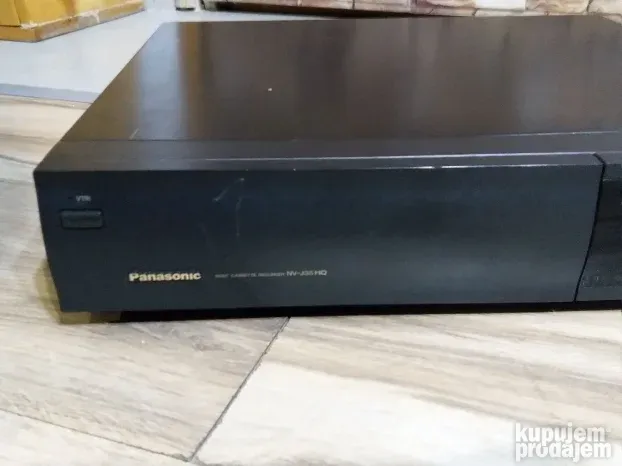 Panasonic NV-F65 HQ VCR &  NV-J35EG Video   - Neispitani