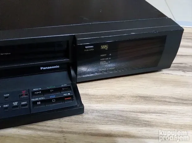 Panasonic NV-F65 HQ VCR &  NV-J35EG Video   - Neispitani