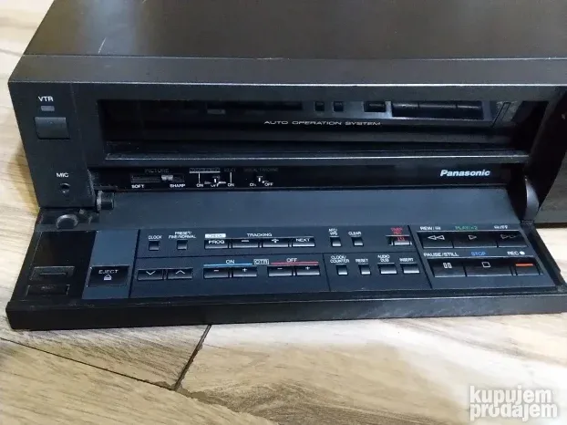 Panasonic NV-F65 HQ VCR &  NV-J35EG Video   - Neispitani