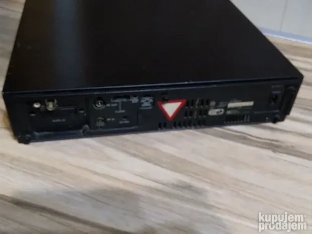 Panasonic NV-F65 HQ VCR &  NV-J35EG Video   - Neispitani