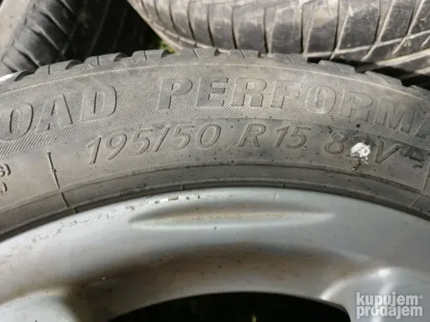 Alu felne 15 coli 4x98 sa gumama