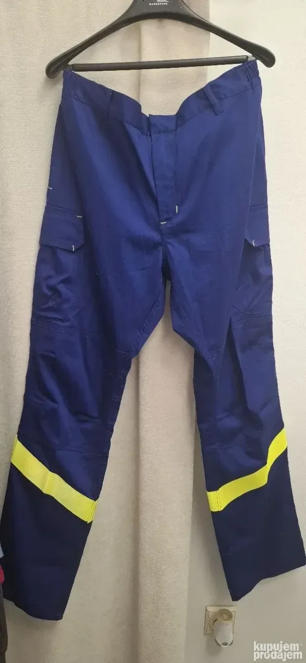 Radne pantalone naznacena velicina 46