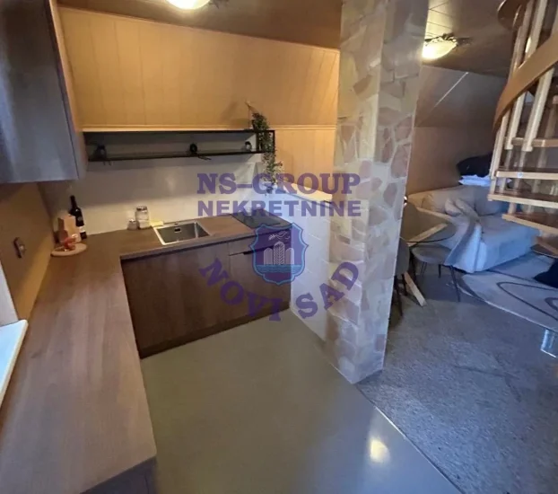 Sremski Karlovci, Fruška gora, 3.0 trosobna, 67 m²