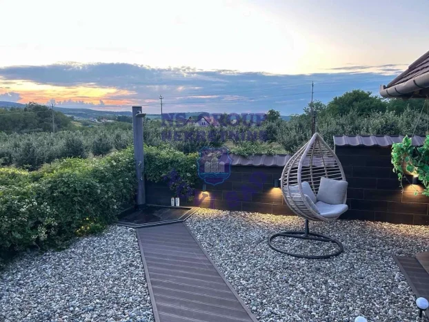 Sremski Karlovci, Fruška gora, 3.0 trosobna, 67 m²