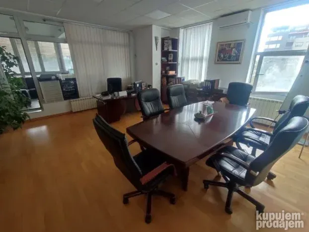 Lokal - 144m2 - Spens