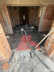 Ravnajuci sloj ili masinska izrada cementne kosuljice