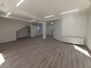 Šojka, 5+ petosobna, 670 m²