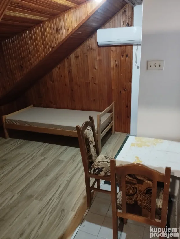 Borska, Kanarevo brdo, 1.0 jednosoban, 30 m²