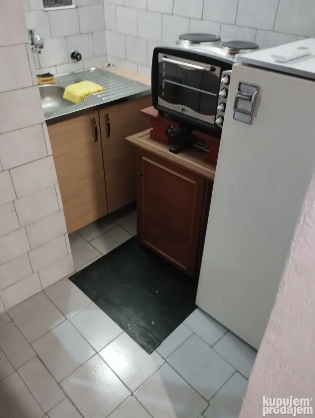 Borska, Kanarevo brdo, 1.0 jednosoban, 30 m²