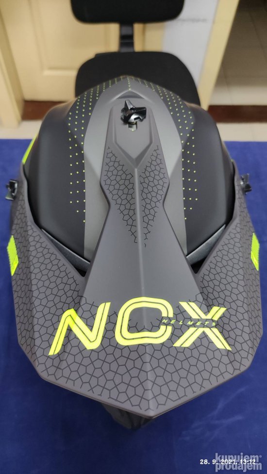 Kaciga Nox cross 633 Viper crno/zuta