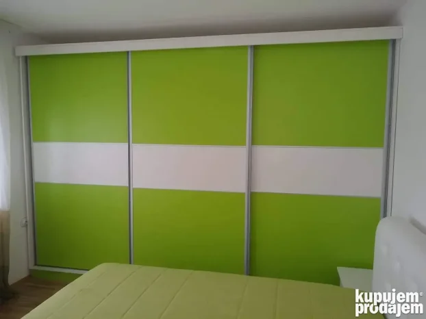 Američki plakari po meri