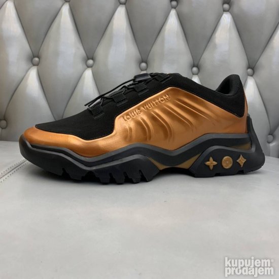 Louis Vuitton Millennum Trainers - model 90