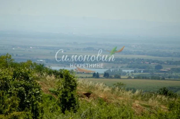 Fruška gora, Irig, 176 ari, građ.zemljište, uknjiženo ID#1630