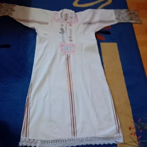 Etno haljina za nošnju prteno platno odlična