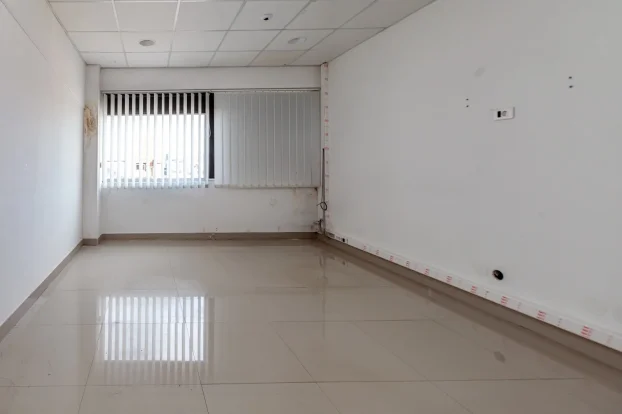 Izdaje se poslovni prostor kod restorana Princ, 530m2