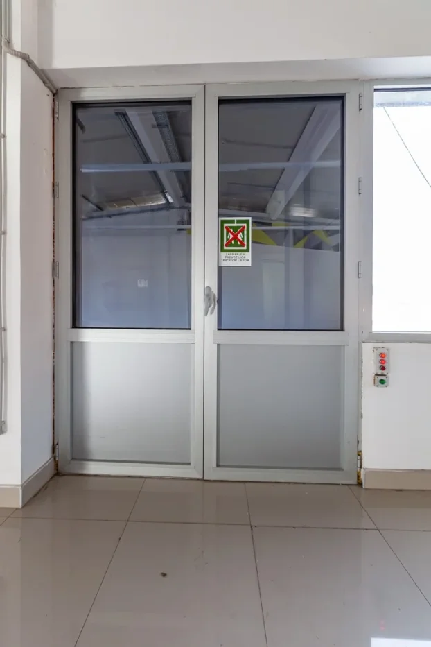 Izdaje se poslovni prostor kod restorana Princ, 530m2