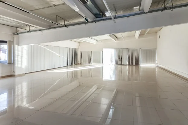 Izdaje se poslovni prostor kod restorana Princ, 530m2