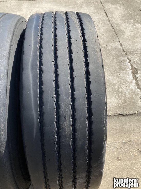 285/70R19.5 gume kamionska prikolica