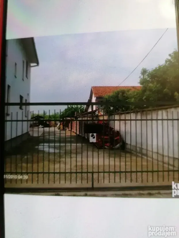 Stanovi,garaže,magacini, UKNJIŽENI oko 500m2.