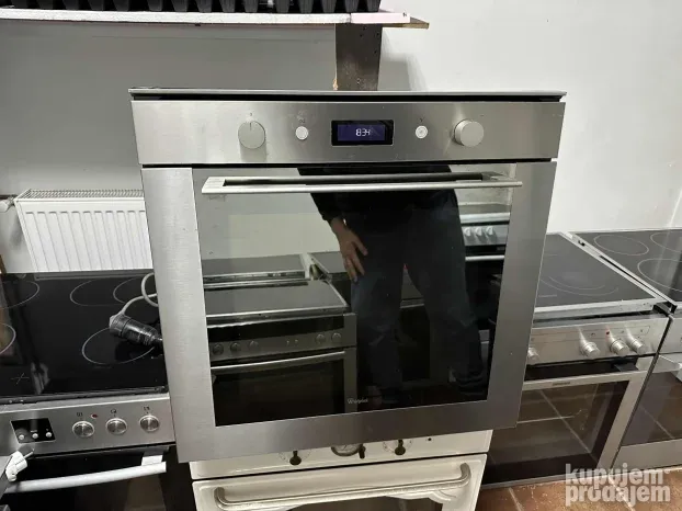 KAO NOVA Ugradna nezavisna turbo rerna WHIRLPOOL od inoxa - KupujemProdajem