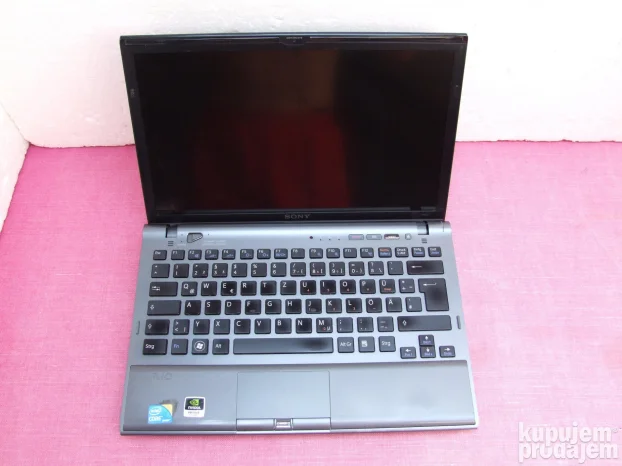 Troc Echange Ordinateur pc portable SONY Vaio pcg-71c11m sur France