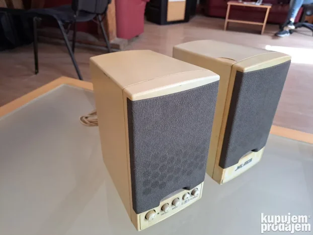 Retro PC zvučnici MLI