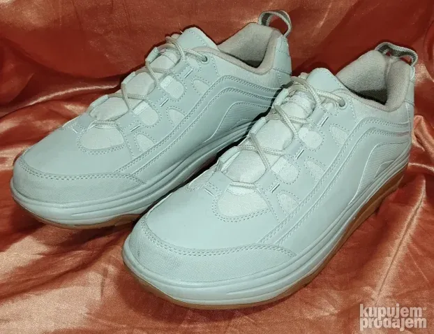 SNIŽENO! "WALKX" SHAPE-UPS patike br. 42