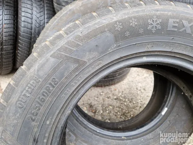 Dve dobre zimske gume 18 ke PETLAS 265-60/18 Dot 4416 sa oko