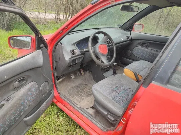 1999 Mazda 121 1.3