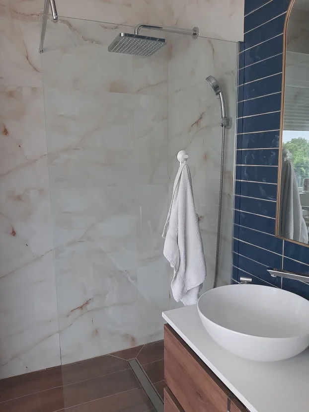 Stara Pazova, Centar, 4.0 četvorosobna, 200 m²