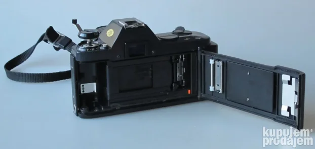 Canon T50 + Canon FD 3,5-4,5/35-70mm sa Kodak baterijama