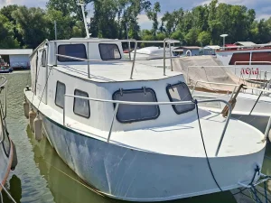 Metalni camac sa kabinom AKCIJAAA