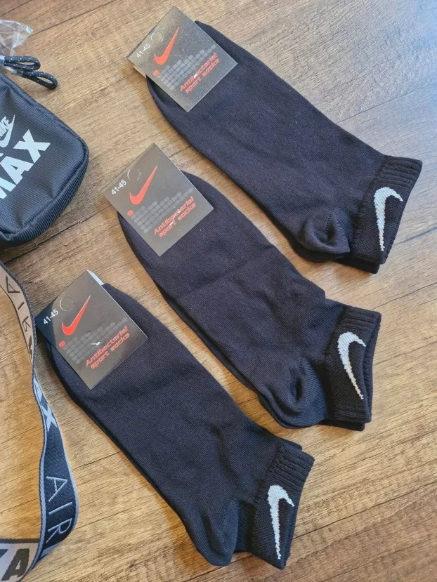 Pamučne,markirane nazuvice 12 pari čarapa 1.600