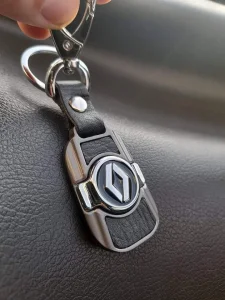 NOVO RENO Specijal KOZA-metal /Auto privezak