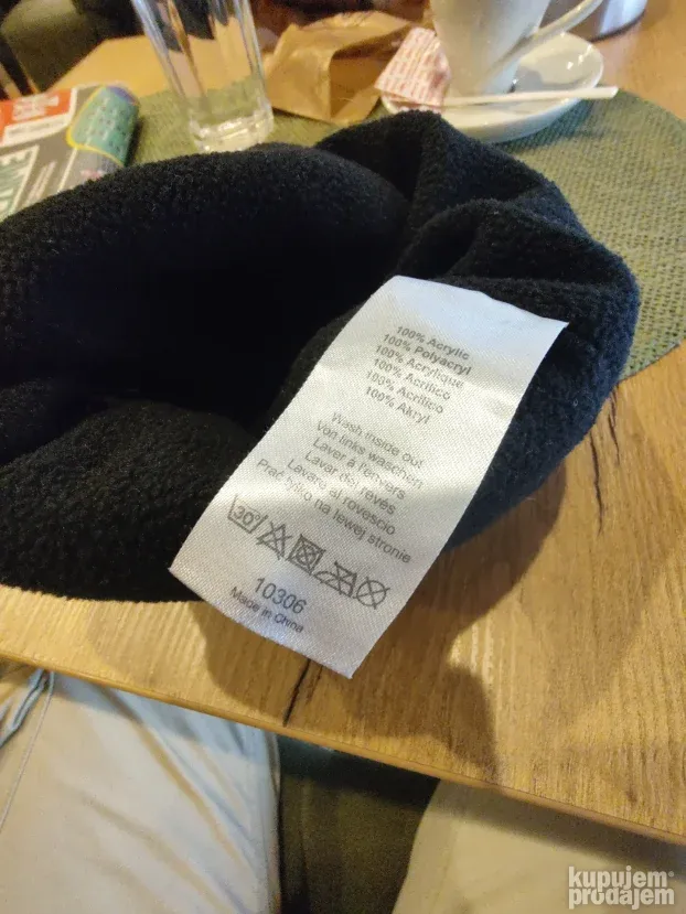 LONSDALE LONDON zimska kapa/Original!