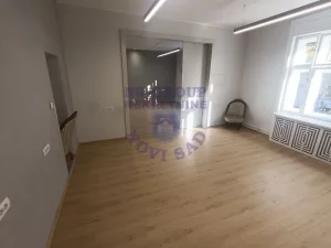 Spens, 3.0 trosoban, 114 m²