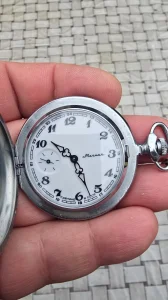 MOLNIA br.2 - kvalitetan i lep, ruski mehančki džepni sat