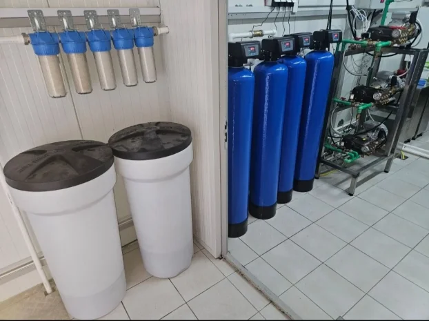 Samousluzna autoperionica