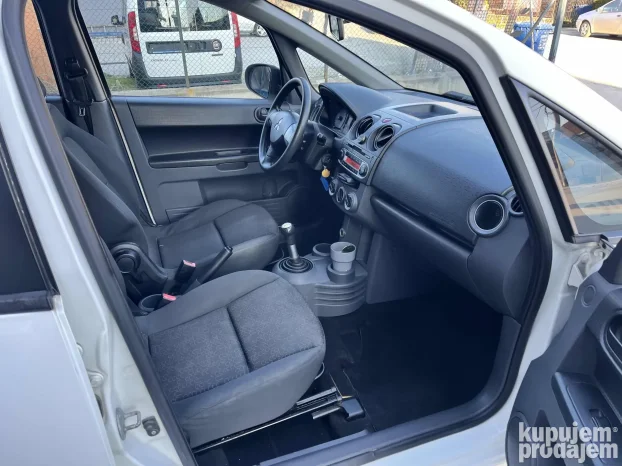 2009 Mitsubishi Colt 1.3i