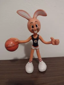 stara gumena igracka kosarkaska maskota pek 75