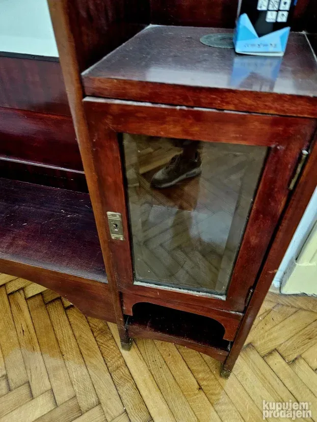 Barok ogledalo sa komodom, 2, 5 metara, za salonski stan