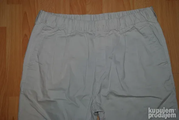 Orig. HM muške pantalone L/XL, PRELEPE