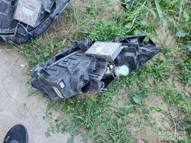 Renault megan 2 desni far xenon balast