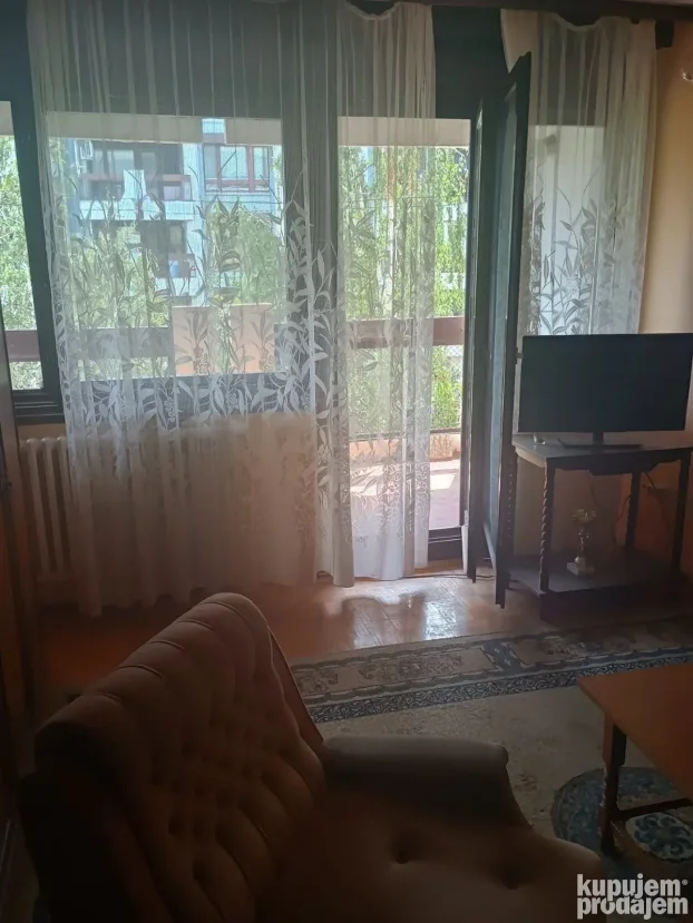 Obrenovac, trosoban, 82 m²