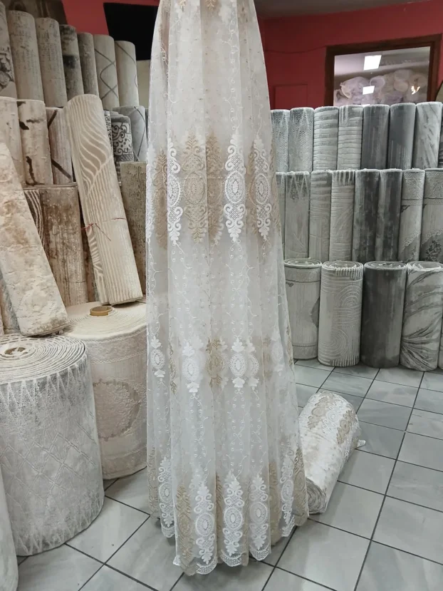 zavese 700din metar