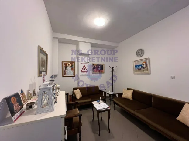 Opština Novi Sad, 12 m²